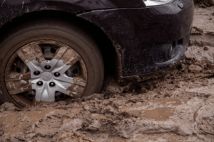 Seasonal tyre changes (summer & winter tyres)